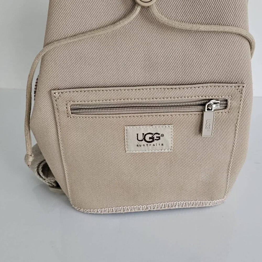 UGG BACKPACK NWOT! RARE. - Picture 9 of 13